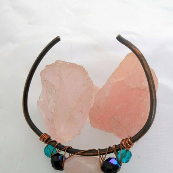 Skyra Rose Quartz/Crystal Copper Wire Bracelet - Picture 4 of 7